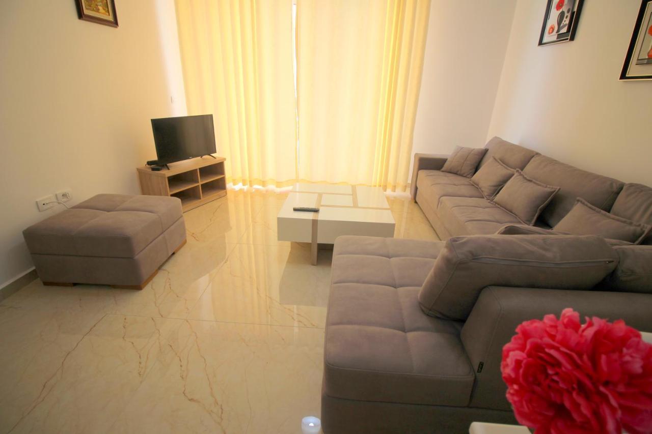 Luxury Sea View Apartaments Саранда Екстер'єр фото