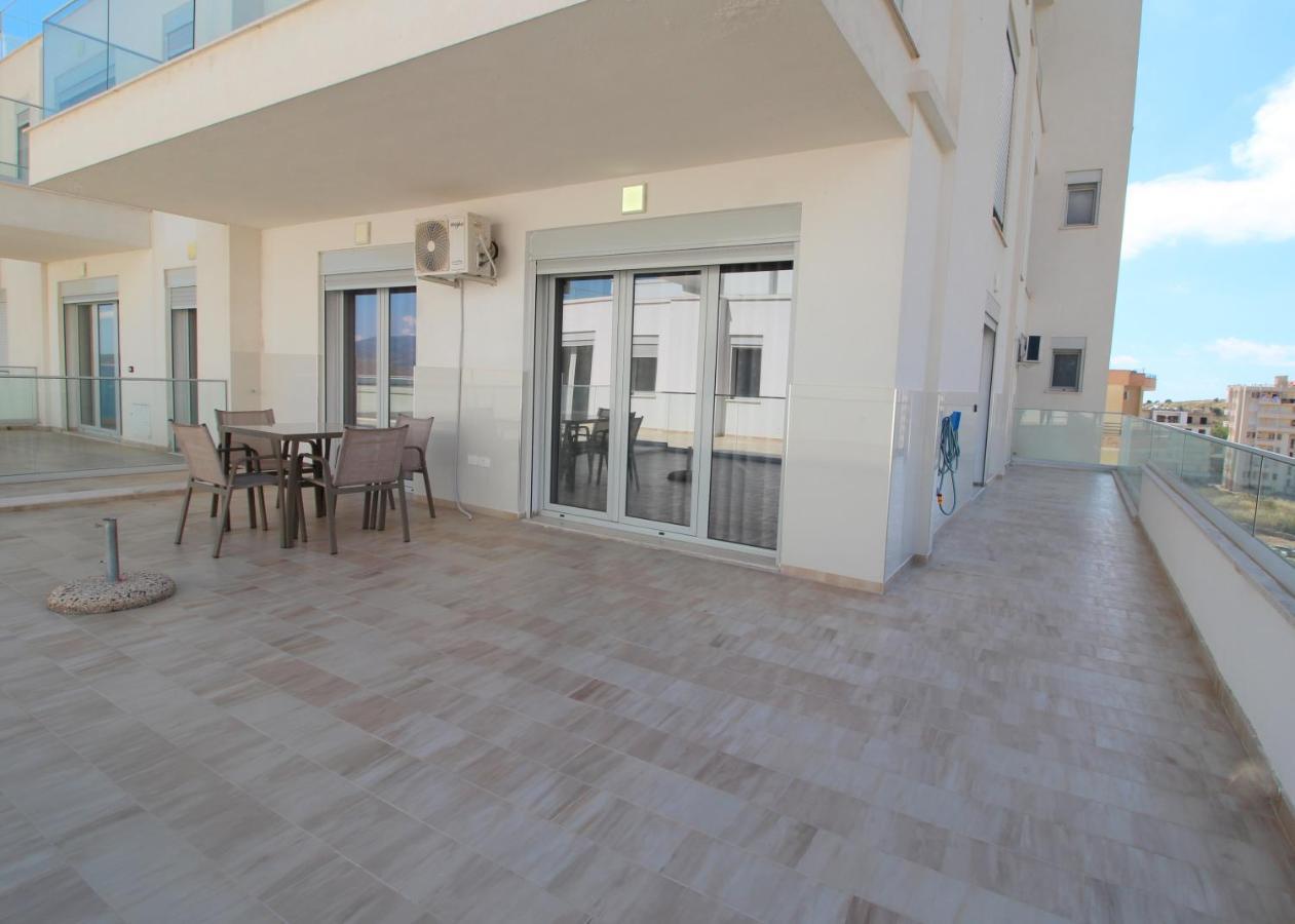 Luxury Sea View Apartaments Саранда Екстер'єр фото