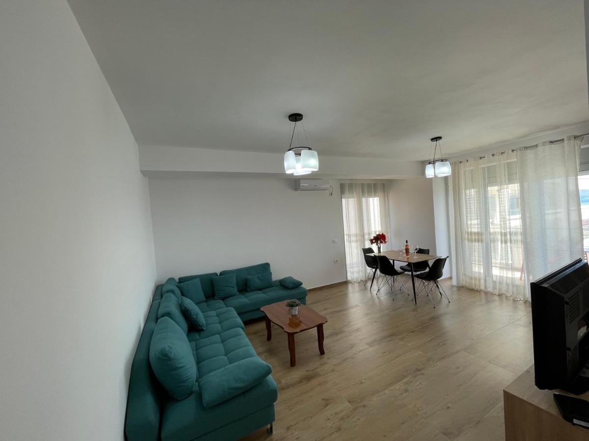Luxury Sea View Apartaments Саранда Екстер'єр фото