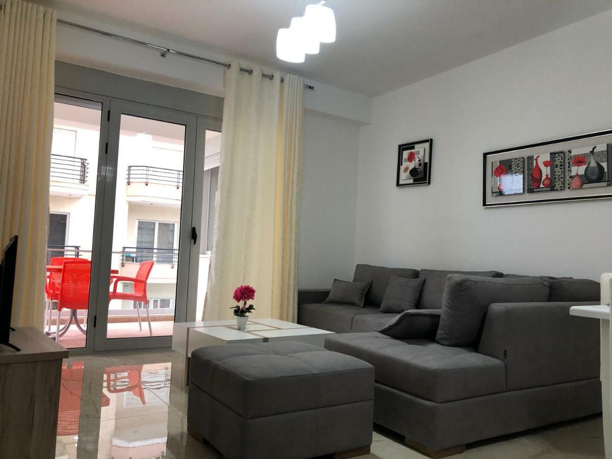 Luxury Sea View Apartaments Саранда Екстер'єр фото